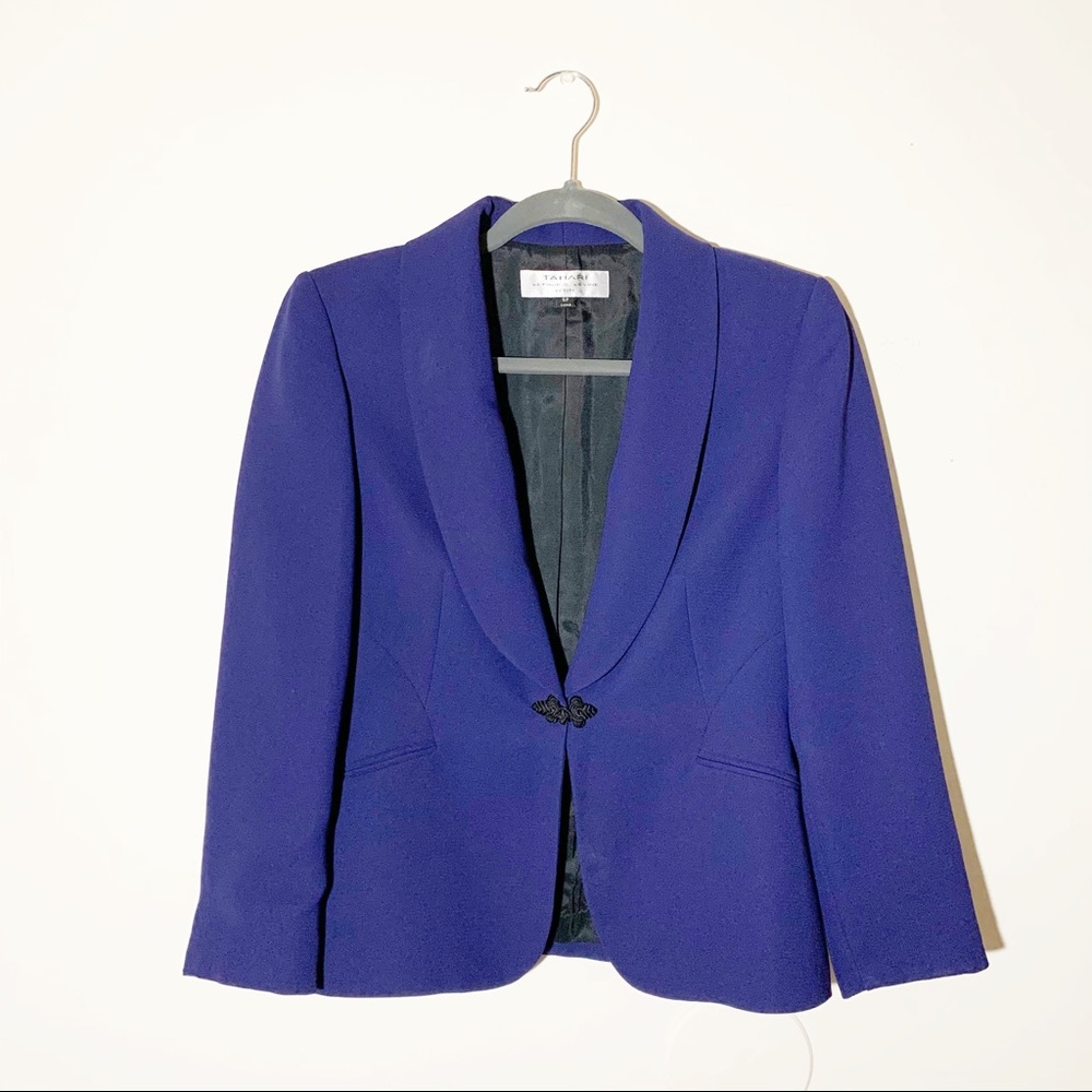 TAHARI Blue Smooth Canvas Blazer